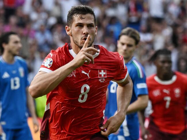 Italia fracasa en la Euro 204 tras perder ante Suiza dentro de octavos de final