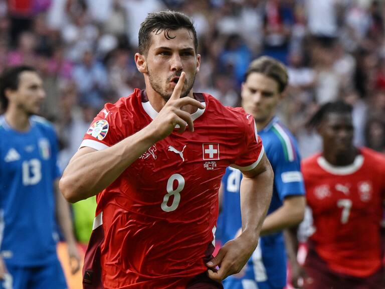 Italia fracasa en la Euro 204 tras perder ante Suiza dentro de octavos de final