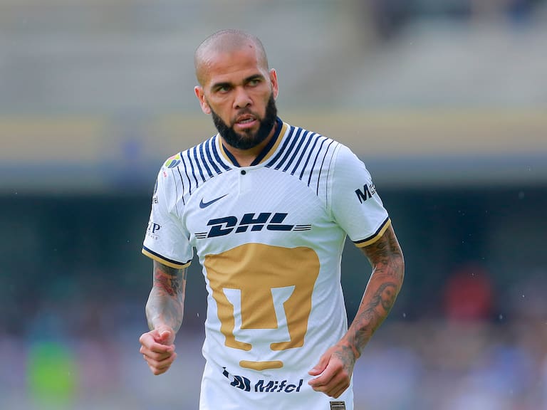 Dani Alves regresa a Pumas luego de estar con Brasil en la Copa del Mundo de Qatar 2022