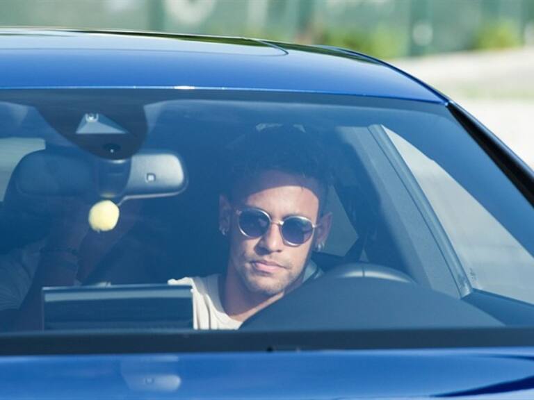 Neymar ya puede llegar a París. Foto: Getty Images