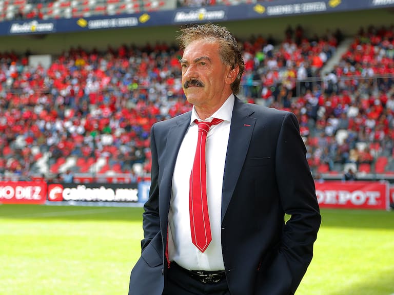 Ricardo La Volpe regresa como Director Técnico.
