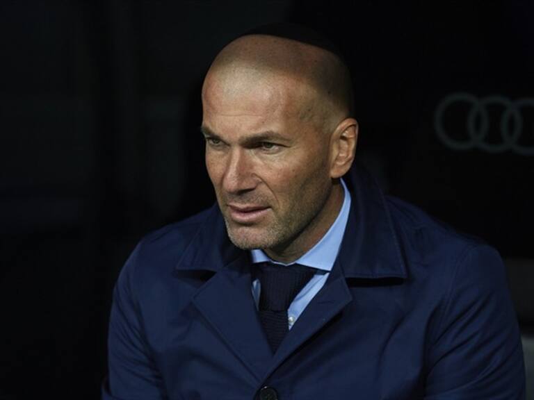 Zinedine Zidane en el banquillo merengue. Foto: Getty Images