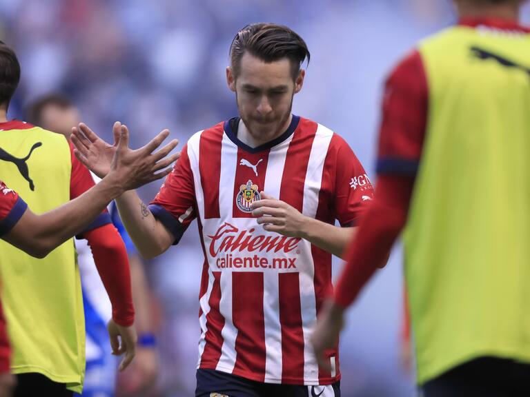 Jesus Angulo deja a Chivas: llegará a León