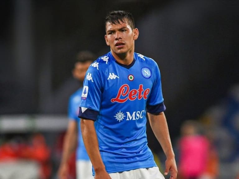 Hirving Lozano se lamenta Napoli. Foto: Getty Images