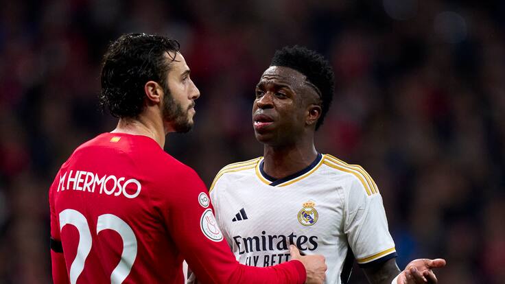 Vinicius Jr acusa a aficionados del Atlético de Madrid de cánticos racistas