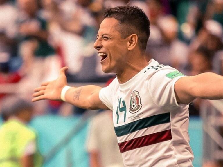 Chicharito . Foto: @CH14_