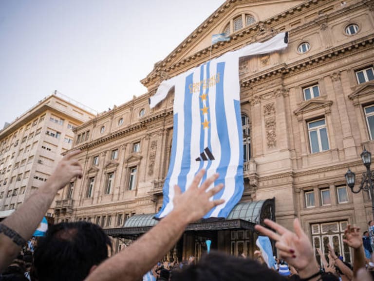 Adidas sorprende con la camiseta suplente de la Selección Argentina rumbo al Mundial 2026