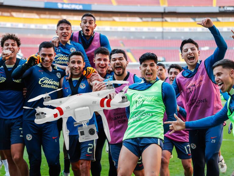 Dron espía entrenamiento del América en el Estadio Jalisco