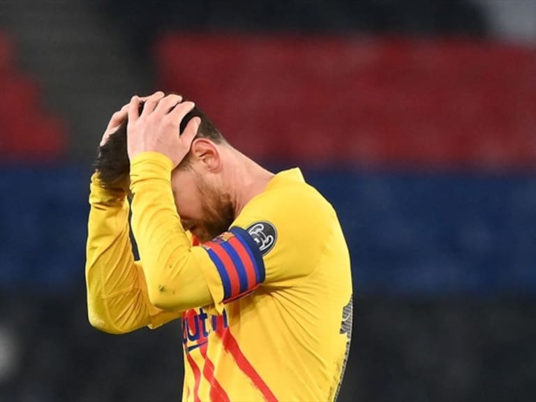 Lionel Messi se lamenta Barcelona. Foto: Getty Images
