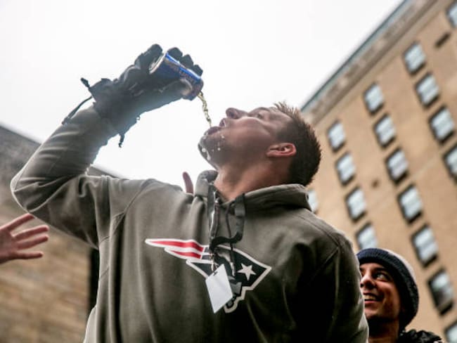 ¿Cuánta cerveza se consume en el Super Bowl 2026? Las cifras de un récord locura