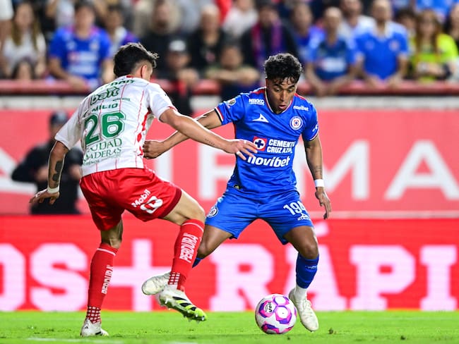 Dramático empate entre Necaxa y Cruz Azul en el Estadio Victoria