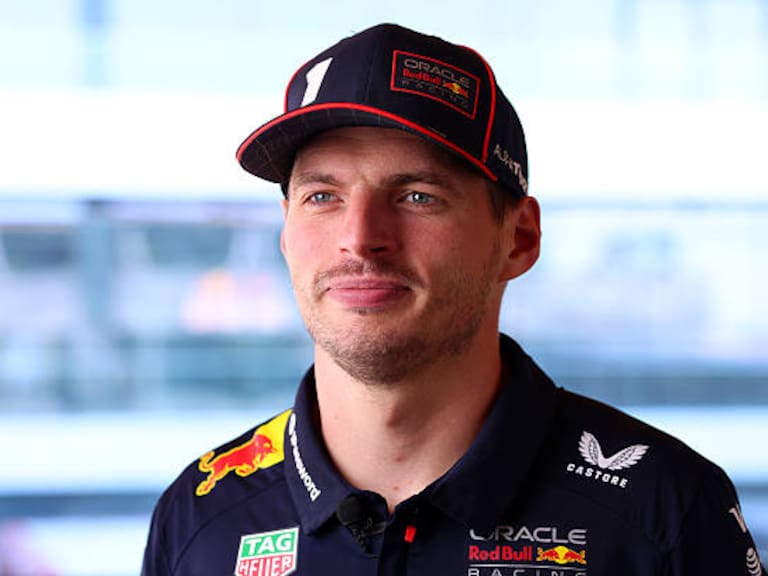 Max Verstappen confirma su permanencia con Red Bull para la temporada 2026