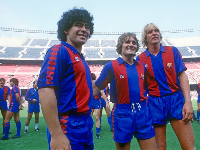 LaLiga contempla una jornada temática retro en la que los equipos lucirán camisetas históricas