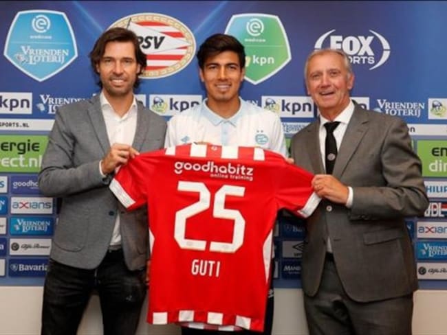 Erick Gutiérrez fue presentado con el PSV