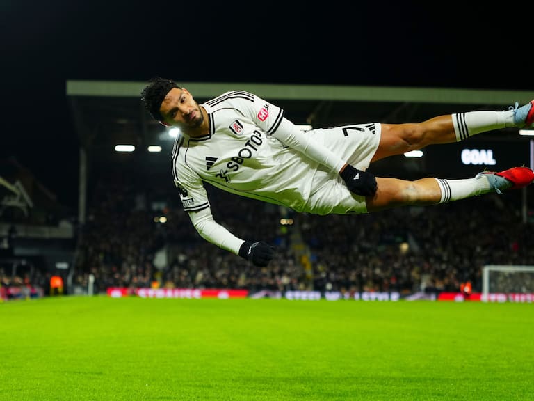 Raúl Jiménez hace vibrar Londres con gol clave ante el Chelsea / FOTO: @FulhamFC