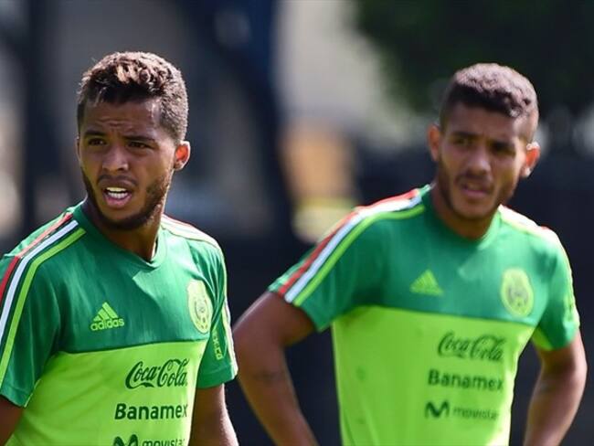 Los equipos regios irían por los Dos Santos