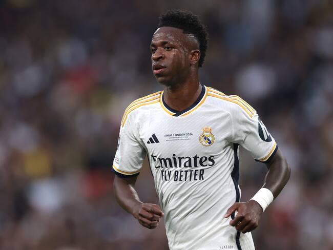 Tres aficionados del Valencia serán condenados a 8 meses de prisión, tras insultos racistas a Vinicius Jr.