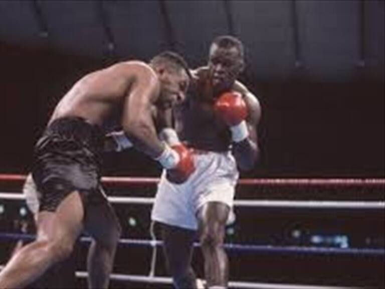 Buster Douglas vs Mike Tyson . Foto: Twitter