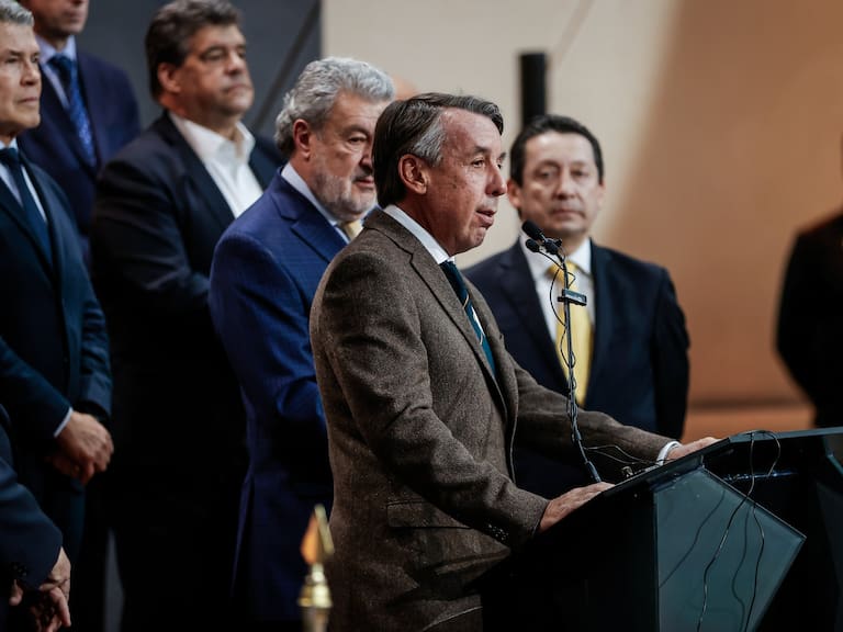 América celebra su primer año dentro de la Bolsa Mexicana de Valores