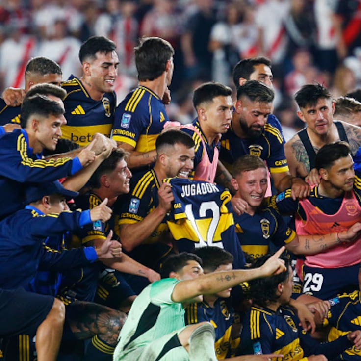 Escándalo en el Superclásico: Boca se llevó el triunfo ante River en un partido marcado por un incendio