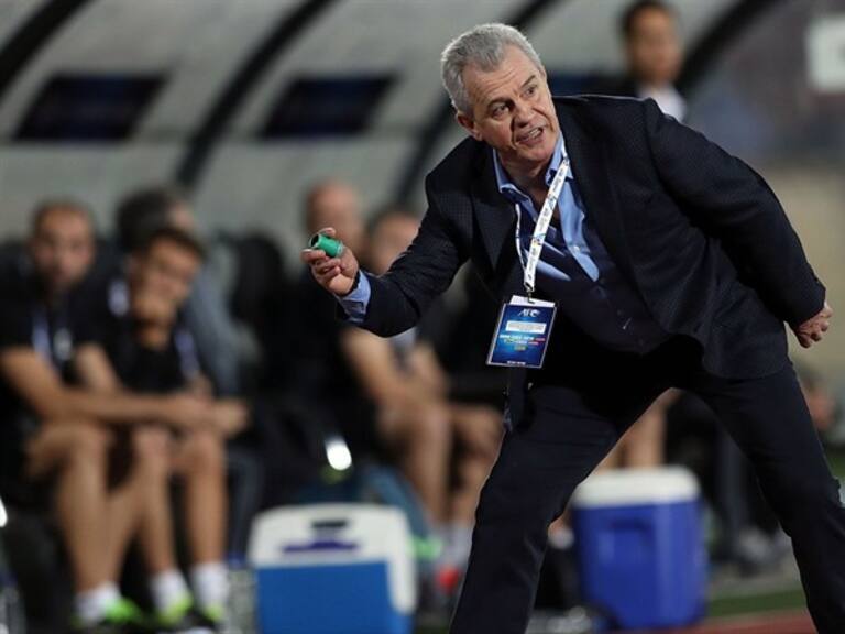 Javier Aguirre dirigiendo en Asia. Foto: Getty Images