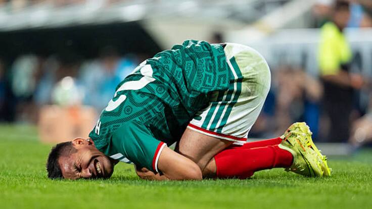 Chucky Lozano queda fuera del México vs Paraguay por lesión muscular