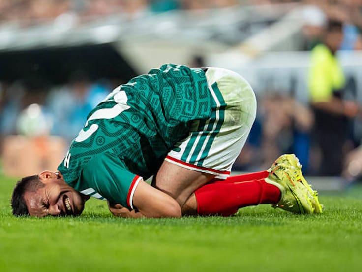 Chucky Lozano queda fuera del México vs Paraguay por lesión muscular