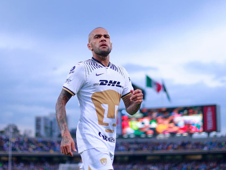 Dani Alves por fin ganó un partido con Pumas
