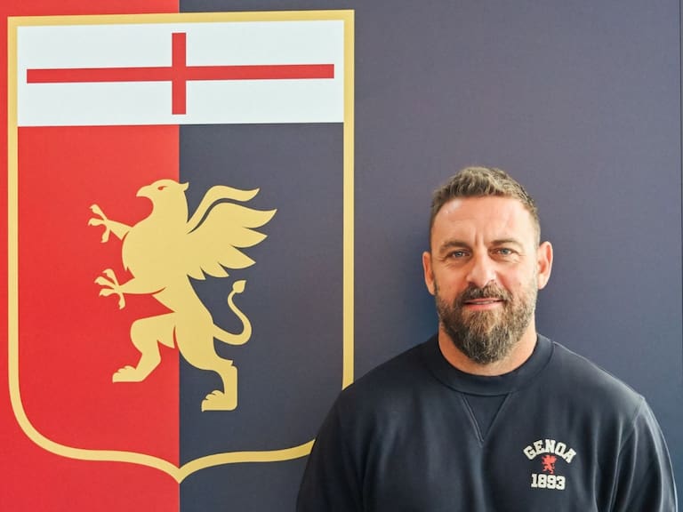 Johan Vásquez tendrá nuevo técnico: Daniele De Rossi llega al Genoa en lugar de Patrick Vieira