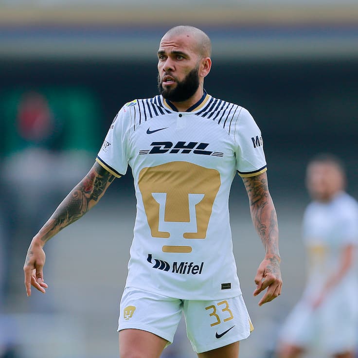 Dani Alves pagará más de dos millones de dólares a Pumas por incumplimiento de contrato