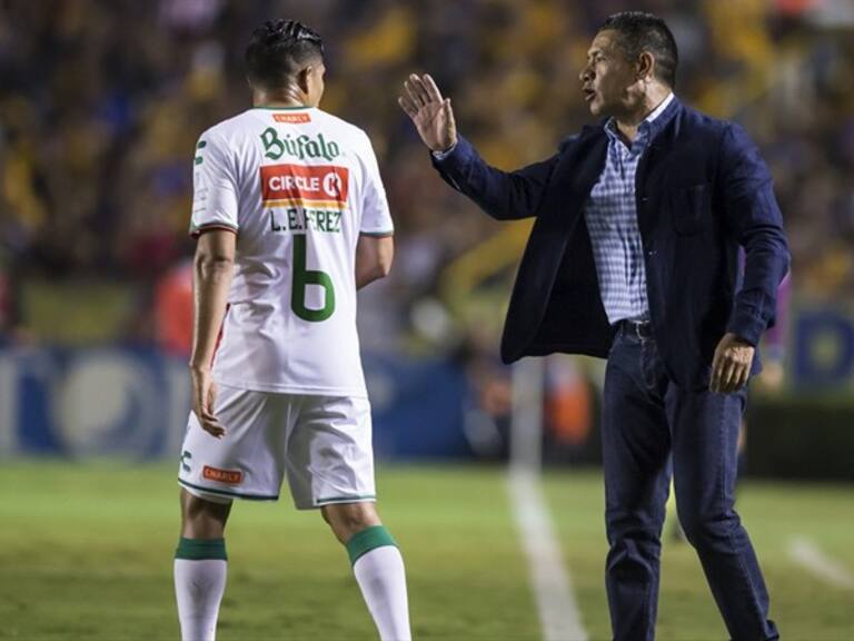 Ignacio Ambriz al mando del Necaxa. Foto: Getty images