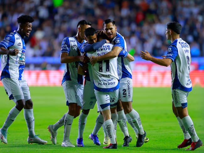 Pachuca toma ventaja en la ida y le pone presión total a Pumas