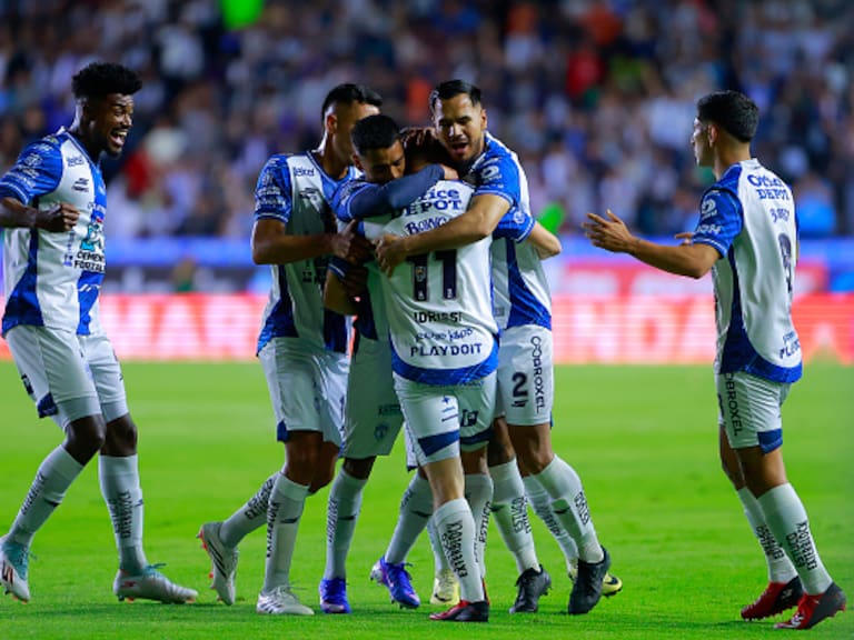 Pachuca toma ventaja en la ida y le pone presión total a Pumas