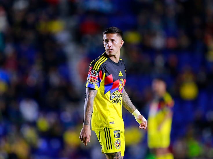 Brian Rodríguez lanza dardo a Chivas previo al Clásico Nacional: “Viene un partido bravo para ellos”