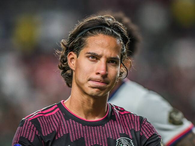 Diego Laínez busca ganar un lugar en el próximo mundial