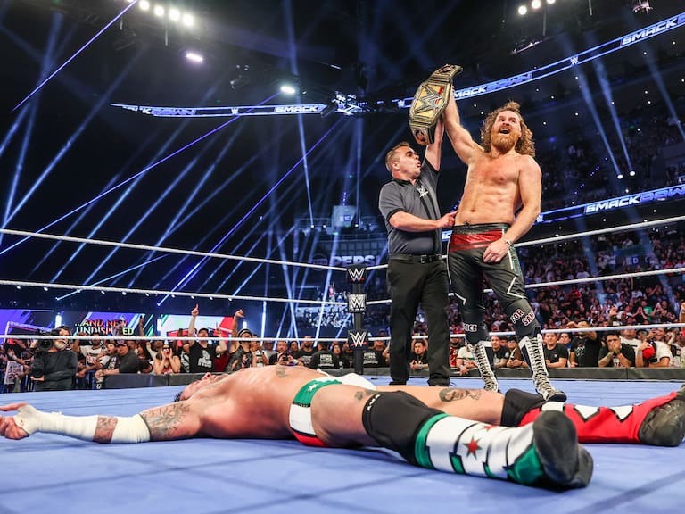 SmackDown regresó a México después de 15 años