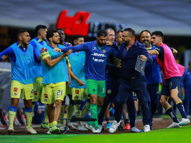 Turco se cerró las puertas para volver al América; afición de las Águilas explota en redes sociales