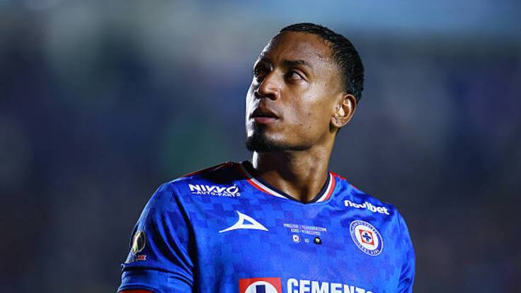 ¿Cuántos partidos de suspensión recibirá Willer Ditta por empujar a un árbitro en el Cruz Azul vs Toluca?