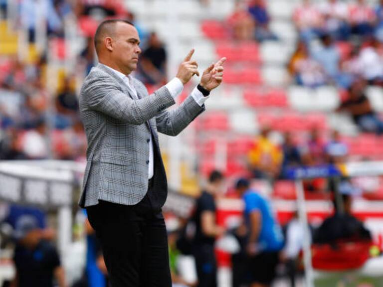 Rafael Dudamel deja de ser técnico DT de Necaxa, luego de perder frente a Querétaro