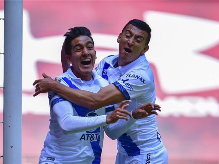Aguilar y 'Fideo' Álvarez Puebla. Foto: Mexsport