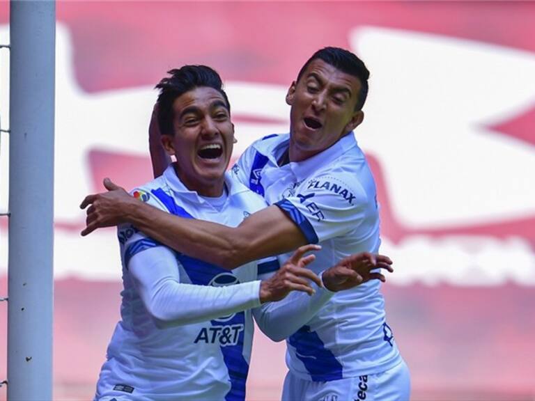 Aguilar y &#039;Fideo&#039; Álvarez Puebla. Foto: Mexsport