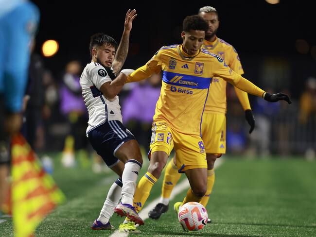Tigres sufrió en su debut en Concacaf; Gignac los salvó sobre la hora en Canadá
