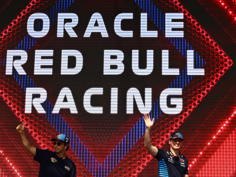 Checo Pérez y Max Verstappen en Red Bull 2024