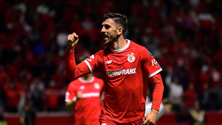 Toluca derrotó a LA Galaxy con hat trick de Paulinho en la ida de los cuartos de final de la CONCACAF Champions Cup