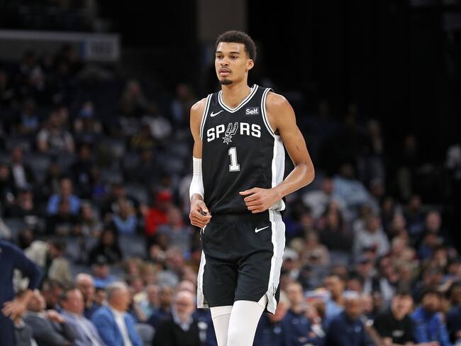 Wembanyama se lleva el premio al novato del año en la NBA