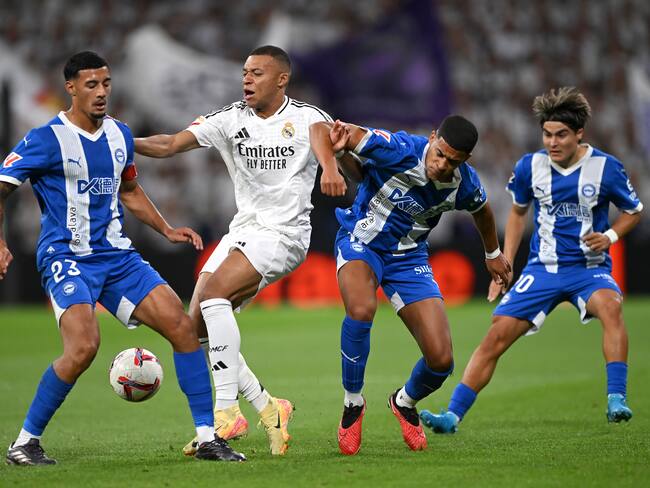 Real Madrid vence al Alavés en el Bernabéu