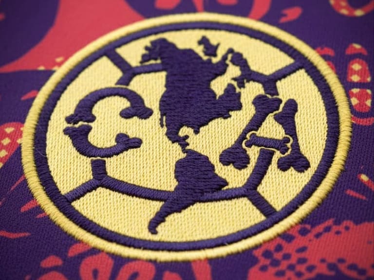 Club América y Adidas lanzan el nuevo jersey de Día de Muertos 2025 inspirado en la tradición mexicana.