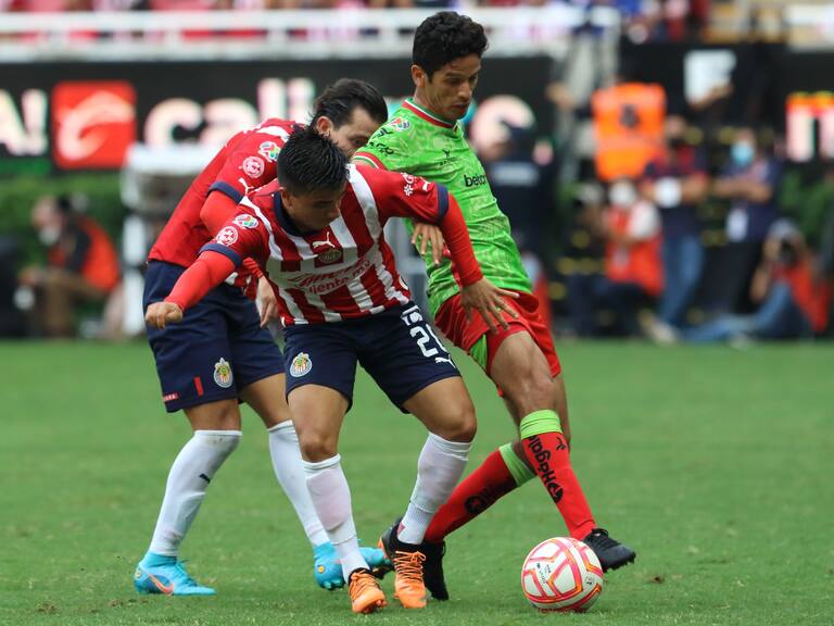 Chivas y Juárez dividen puntos