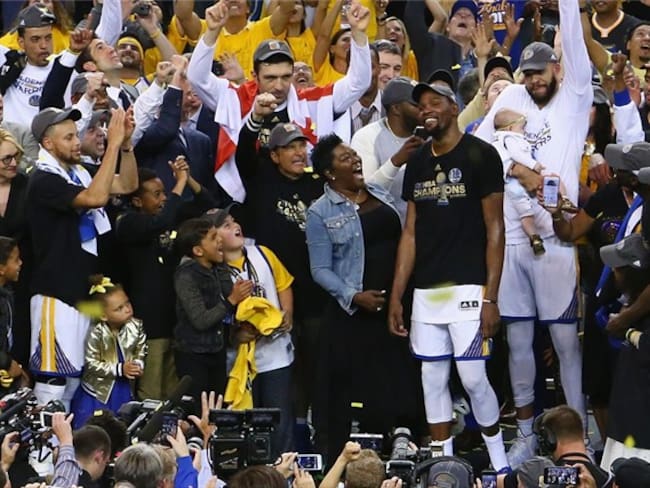 De la mano de Durant, Golden State se proclamó campeón