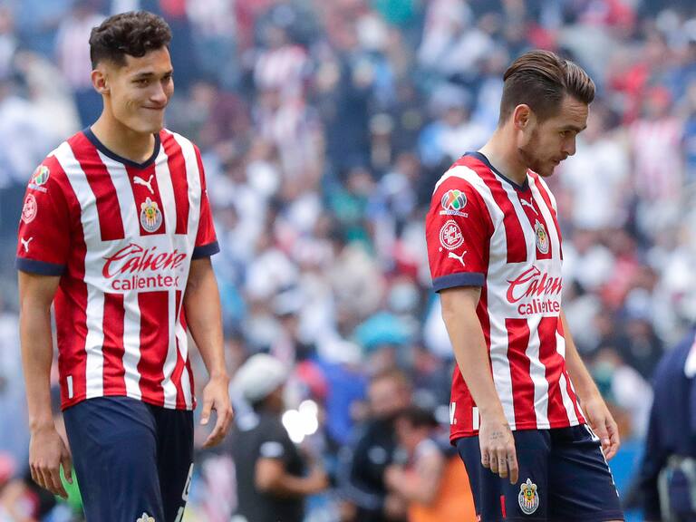 Chivas prepara limpia para el 2023; muchos viven sus últimos días